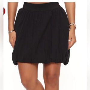 Black flowy mini skirt